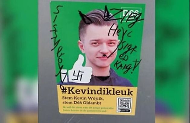 D66 posters zijn beklad met hakenkruizen en fascistische teksten - RTV GO! Omroep Gemeente Oldambt