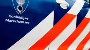 Duitser raakt bij Winschoten op A7 met hoge snelheid een taxi - RTV GO! Omroep Gemeente Oldambt
