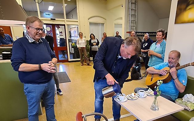 Inloophuis De Koffieleut in De Boschpoort officieel van start gegaan - RTV GO! Omroep Gemeente Oldambt