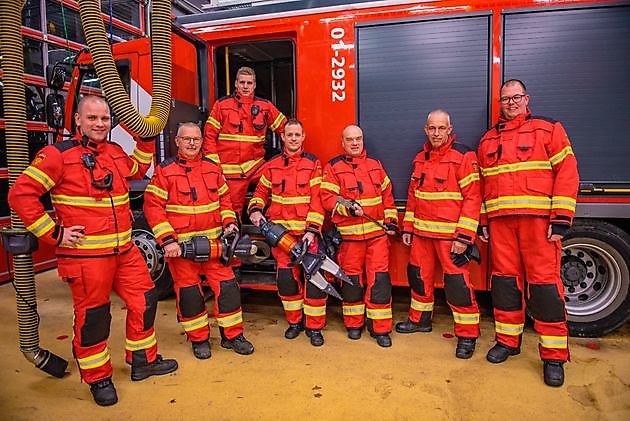 Nieuwe bluspakken voor brandweer Winschoten - RTV GO! Omroep Gemeente Oldambt