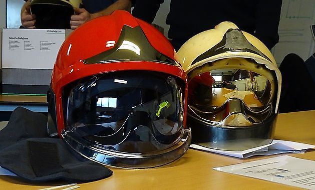 Steeds meer helmen kleuren rood bij Brandweer Groningen - RTV GO! Omroep Gemeente Oldambt
