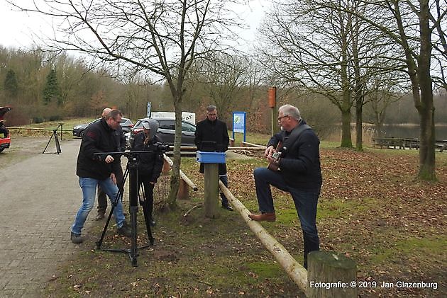 Zangduo K2 neemt videoclip op in Vriescheloo - RTV GO! Omroep Gemeente Oldambt