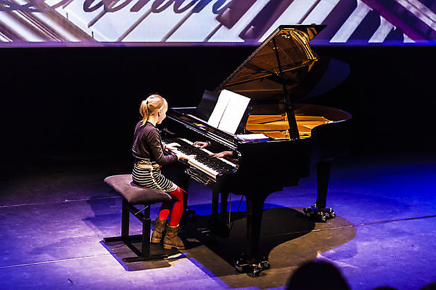 Leerlingenconcert piano in De Klinker - RTV GO! Omroep Gemeente Oldambt