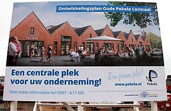 Gedeputeerde Eelco Eikenaar onthult informatiebord Oude Pekela - RTV GO! Omroep Gemeente Oldambt